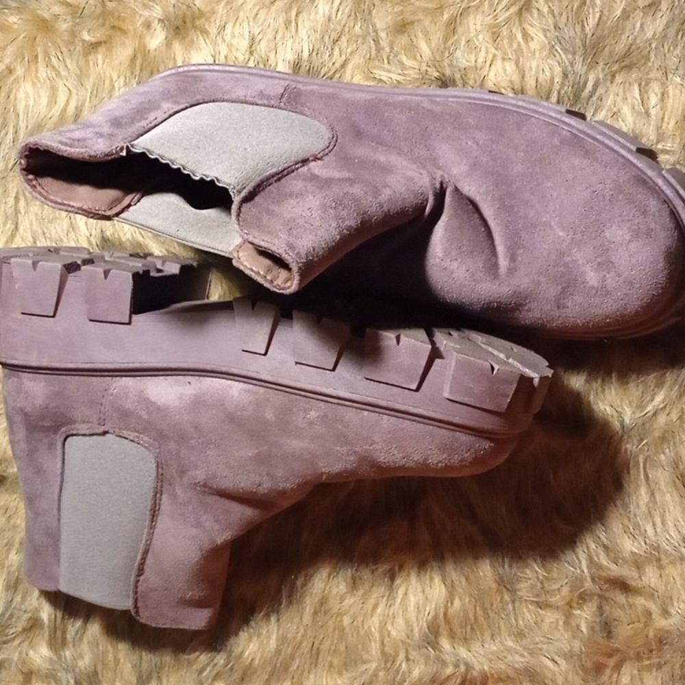 Mata boots purple